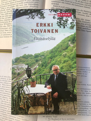 Erkki Toivanen - Iltakävelyllä (pokkari)