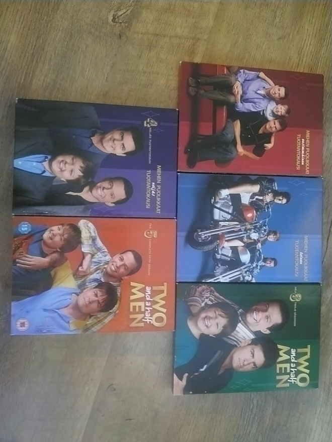 Miehen puolikkaat kaudet 1-5 (6) ( DVD)