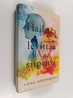 Anna Soudakova : Haikara levittää siipensä