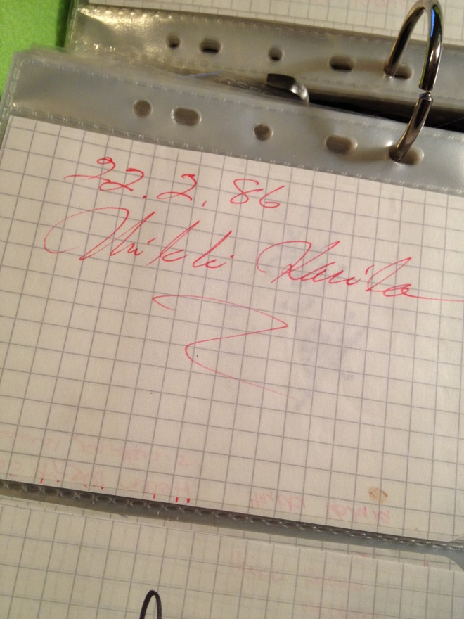Heikki Kahila nimikirjoitus paperilla