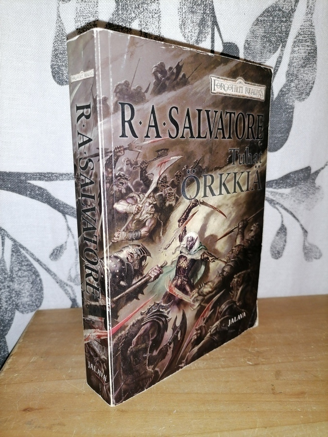 R. A. Salvatore - Tuhat örkkiä - 1.p.2003