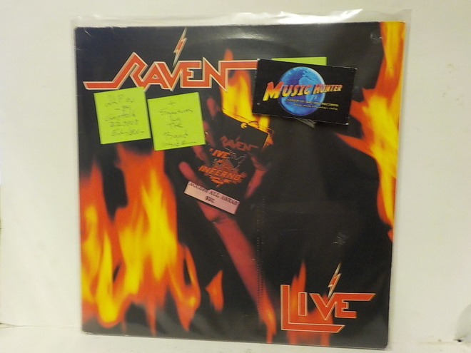RAVEN - LIVE EX-/EX-2LP + NIMIKIRJOITUKSET!!