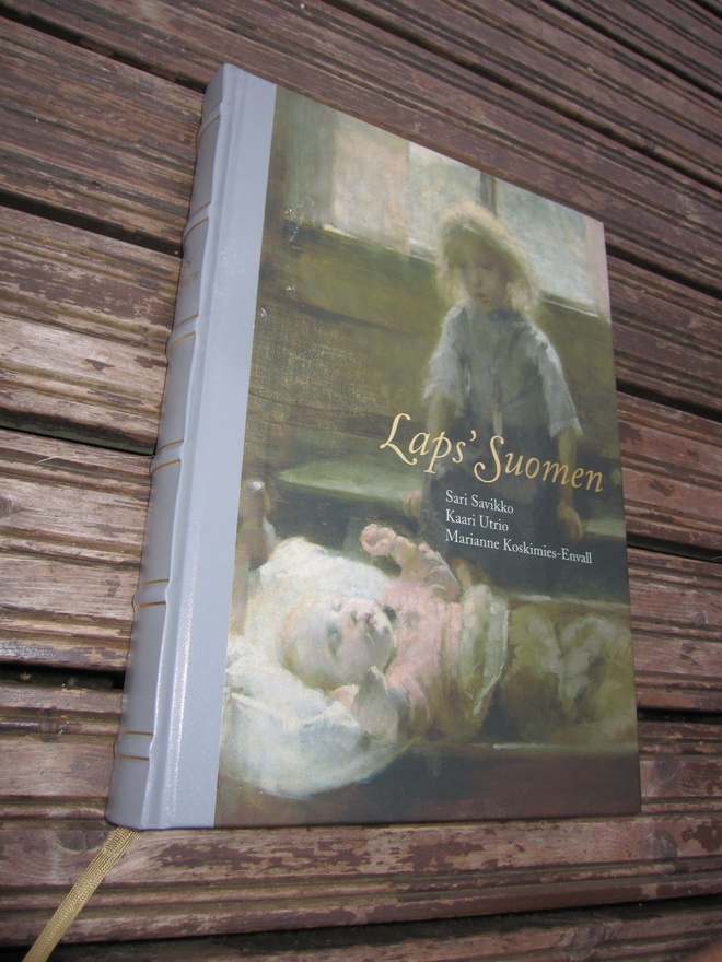 Sari Savikko : Laps' Suomen , hyväkuntoinen !