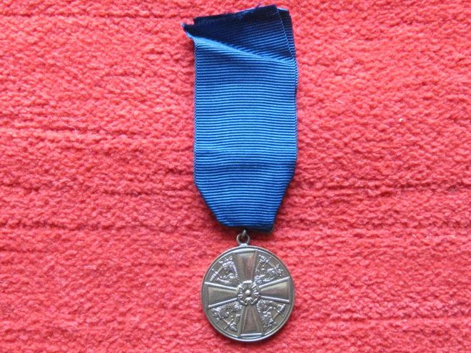 Suomen Valkoisen Ruusun mitali