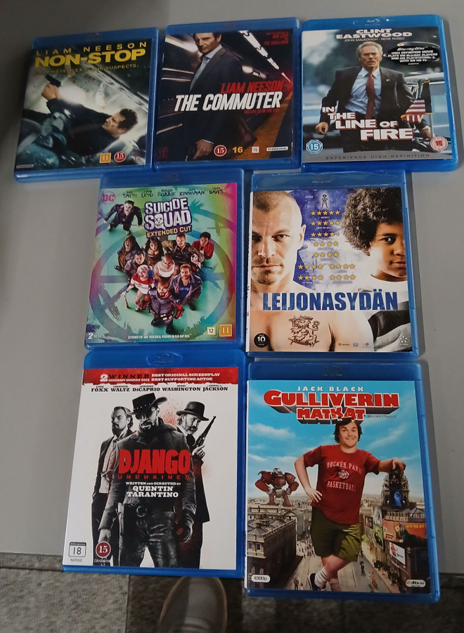 Blu-ray levyjä 5e / kpl