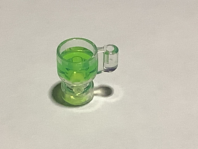 Lego Friends muki jossa vihreää juomaa