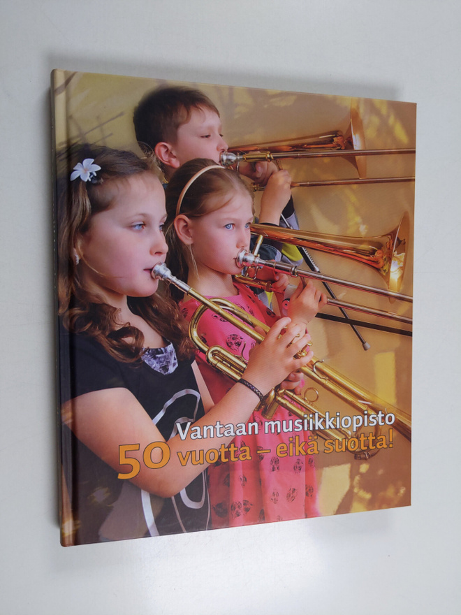 Leena (toim.) Marsio : Vantaan musiikkiopisto : 50 vuotta...