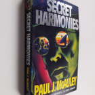 Paul J. McAuley : Secret Harmonies - pikkukuva 1