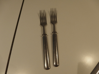 Vintage Sorsakoski haarukka 2 kpl , pit. n. 17,8 cm