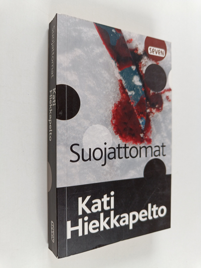 Kati Hiekkapelto : Suojattomat