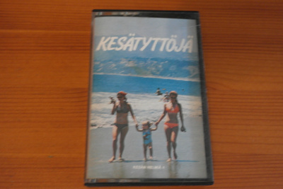 Kesän Helmiä 4-Kesätyttöjä.C-kasetti.