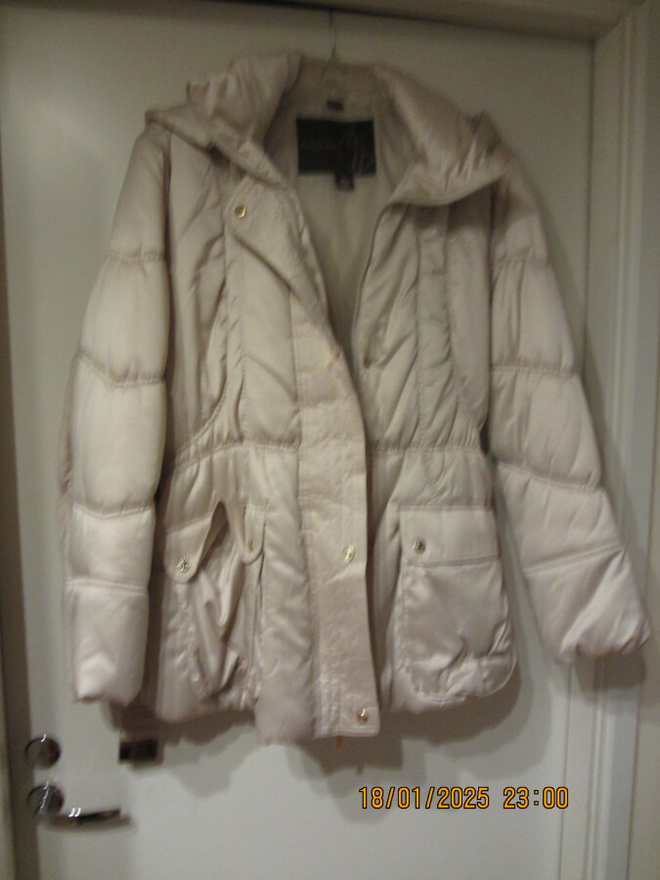 Baby Phat toppatakki 3XL, bees, uusi