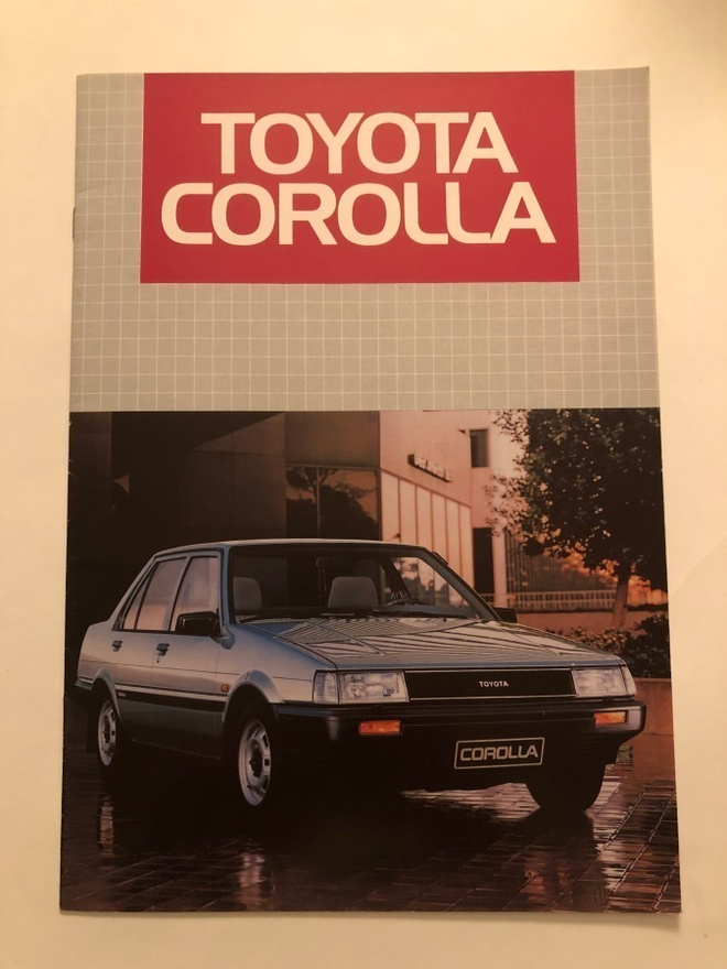Myyntiesite - Toyota Corolla - 8/1983
