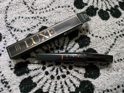 ~Avon Luxe indulgent volume mascara~