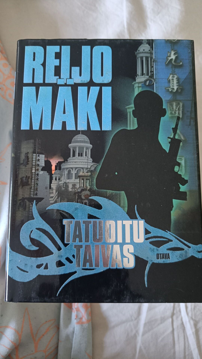 Reijo Mäki Tatuoitu taivas