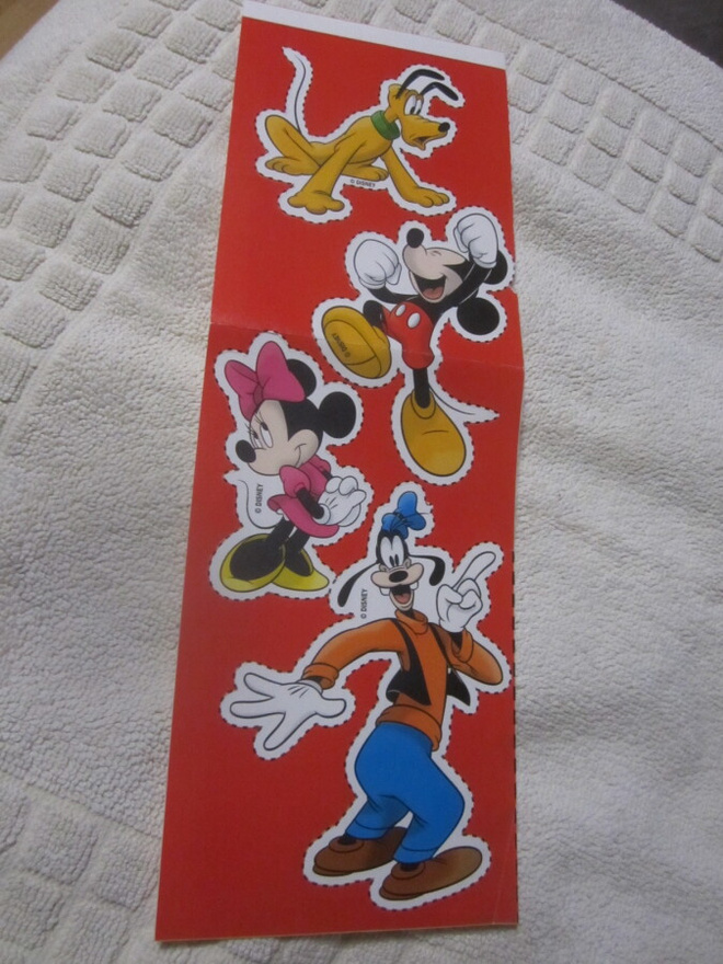 Disney Liimamerkki 4 kpl Hessu, Pluto, Mikki, Minni