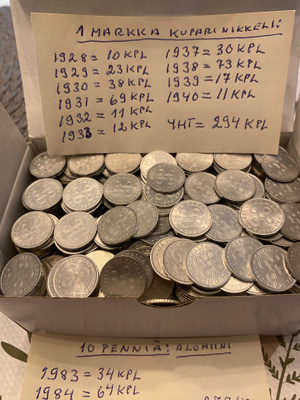 1 markka 1928-40 294kpl 10p 83-88 277kpl 50p 90-98 56kpl