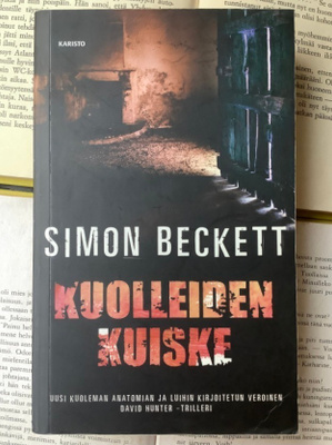 Simon Beckett - Kuolleiden kuiske pokkari)