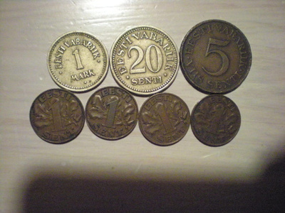 7 kpl Eestin rahoja