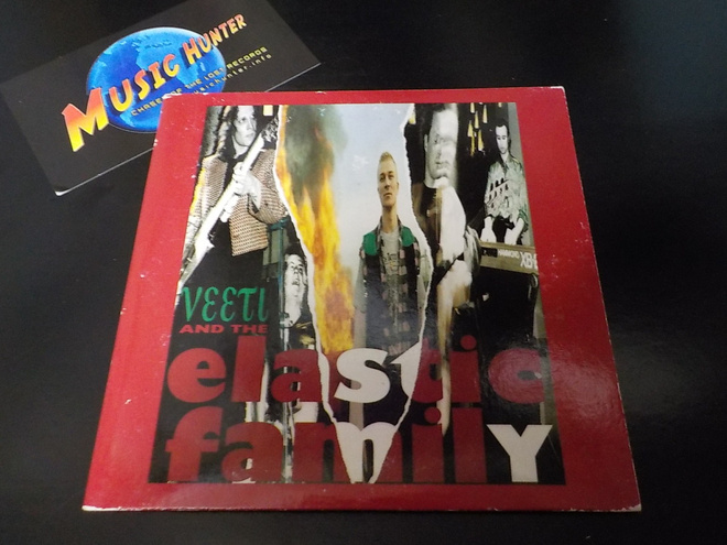 VEETI AND THE ELASTIC FAMILY CDS KOKO BÄNDIN NIMMAREILLA