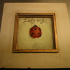 KIVA LADY BUG - LEPPÄKERTTU TAULU SISUSTUKSEEN - pikkukuva 1