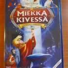 Miekka kivessä disney klassikko 18 - pikkukuva 1