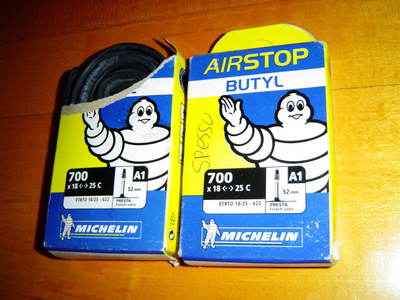 2 x SISÄRENGAS SISÄKUMI 28" MICHELIN AIRSTOP BUTYL 18/25-622