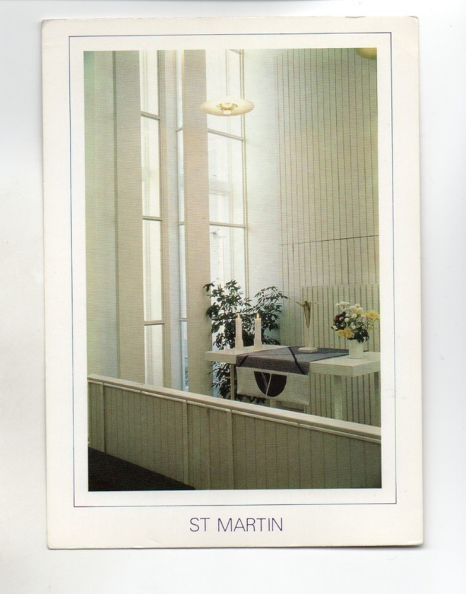 Vantaa: Myyrmäen  St. Martin kyrka