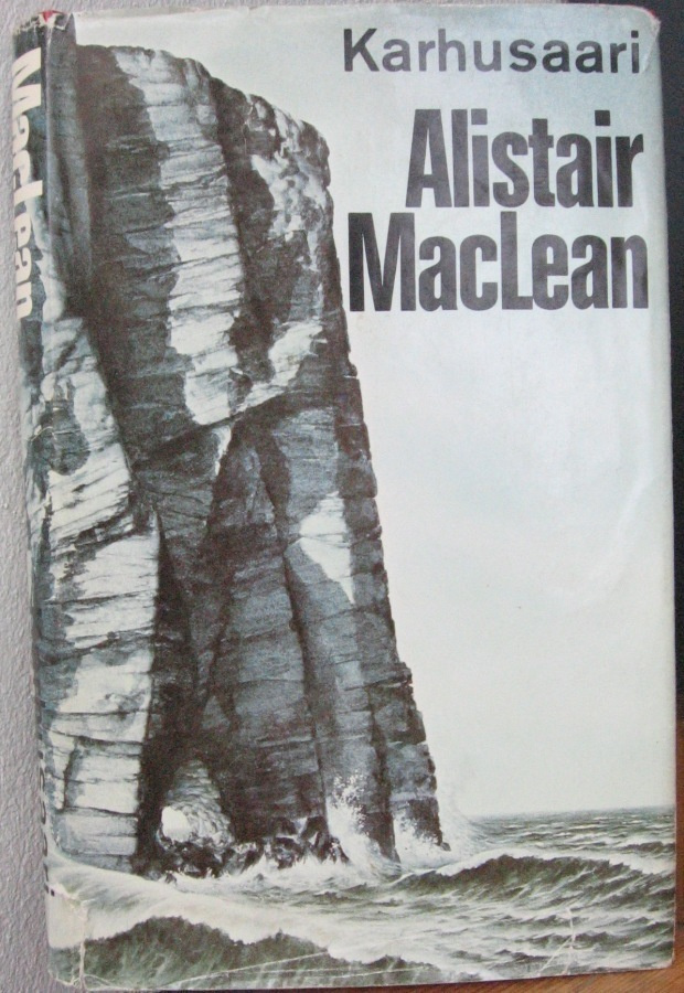 Alistair MacLean: Karhusaari, SSK 1972. 2p. 319 s.