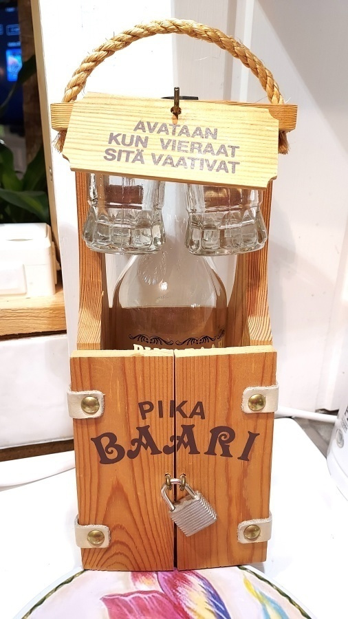 KOTIBAARI LUKOLLA  =0)