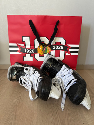 Teuvo Teräväinen game-worn luistimet