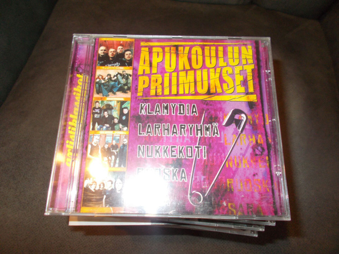 CD APUKOULUN PRIIMUKSET