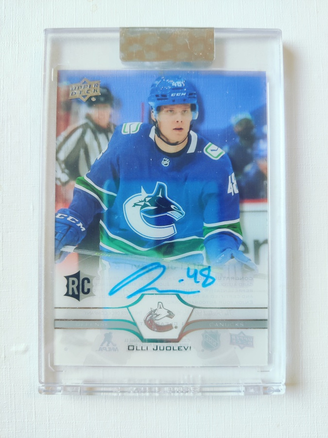 Olli Juolevi - 20-21 UD Clear-Cut Rookie Auto