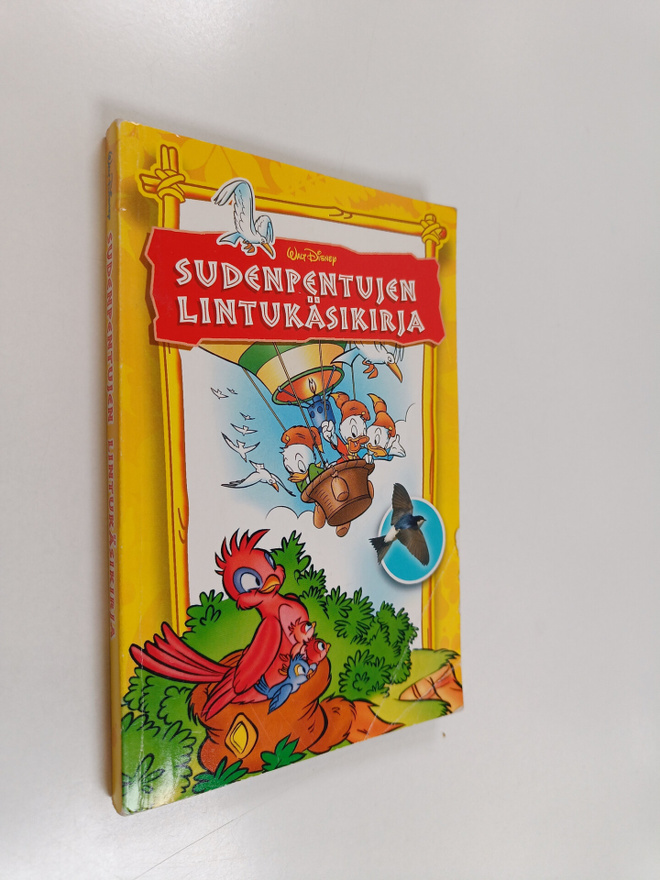 Lasse J. Laine : Sudenpentujen lintukäsikirja