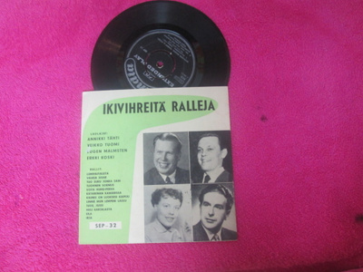 IKIVIHREITÄ RALLEJA : SEP 32