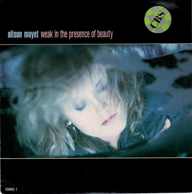 Alison Moyet: Weak In The Presence Of Beauty 7"