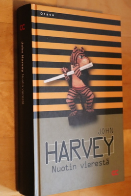 John Harvey : Nuotin vierestä ( 1.p. 2003 )