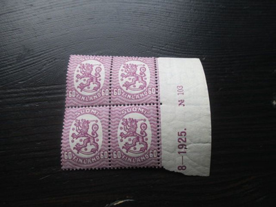 Saarisenmalli 60p lila 1925 nelilö **