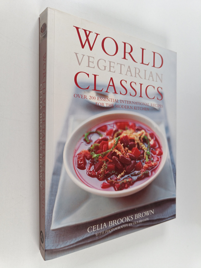 Celia Brooks Brown : World vegetarian classics
