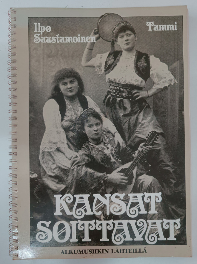 Ilpo Saastamoinen: Kansat soittavat