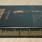 Kadonneiden lasten kaupunki (1995) Ron Perlman - pikkukuva 3