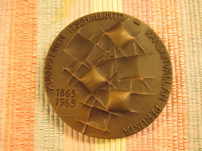 Kunnallinen Itsehallinto 1865-1965 mitali./Kauko Räsänen 64.