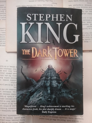 Stephen King - The Dark Tower Volume VII (paperback)