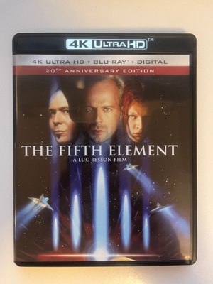 The Fifth Element (4K Ultra HD + Blu-ray) 1997