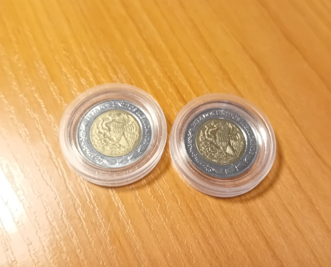 Myydään 2 Hienoa Mexicon kolikkoa