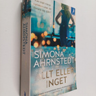 Simona Ahrnstedt : Allt eller inget - pikkukuva 1