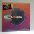 LOVE REVOLUTION - GIVE IT TO ME BABY M-/M- UK 1991 12" - pikkukuva 1