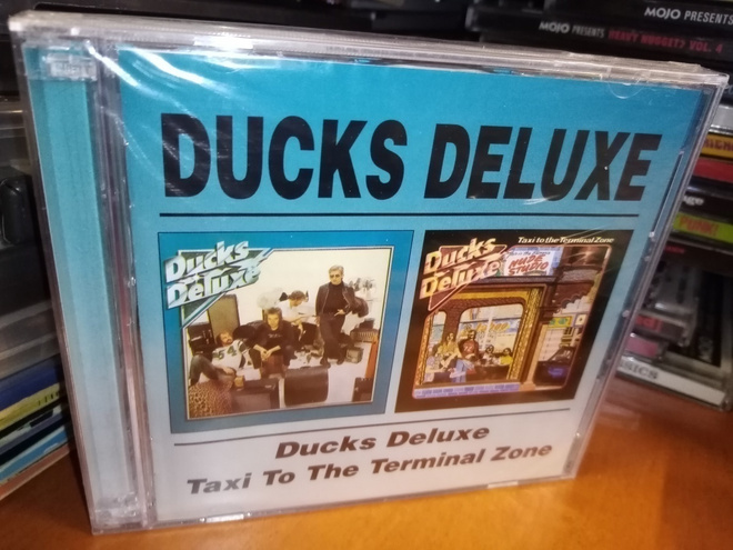 CD DUCKS DELUXE ( TWO IN ONE CD, UUSI) SIS POSTIKULU