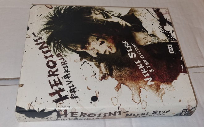 KIRJA Nikki Sixx Heroiinipäiväkirjat, kovakantinen