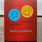 Tia Isokorpi - Napit vastakkain (nid.) - pikkukuva 1